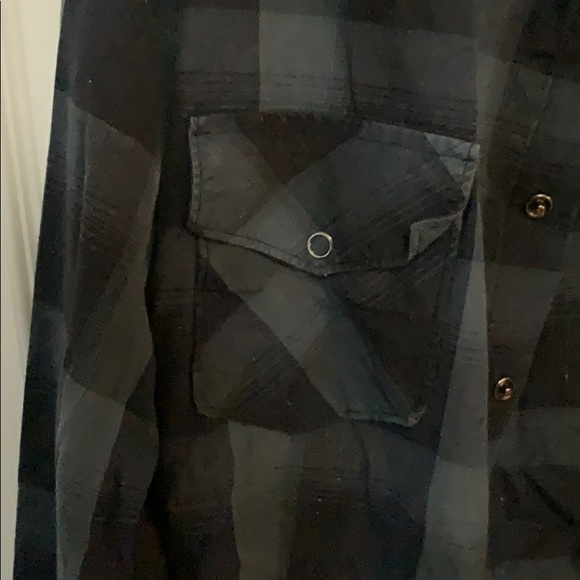 Flannel - Picture 3 of 4